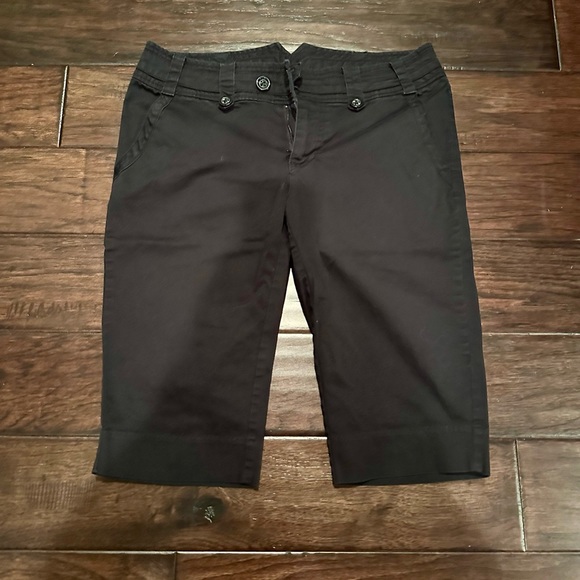 Women’s a.n.a. Petite Bermuda Shorts - Picture 1 of 5